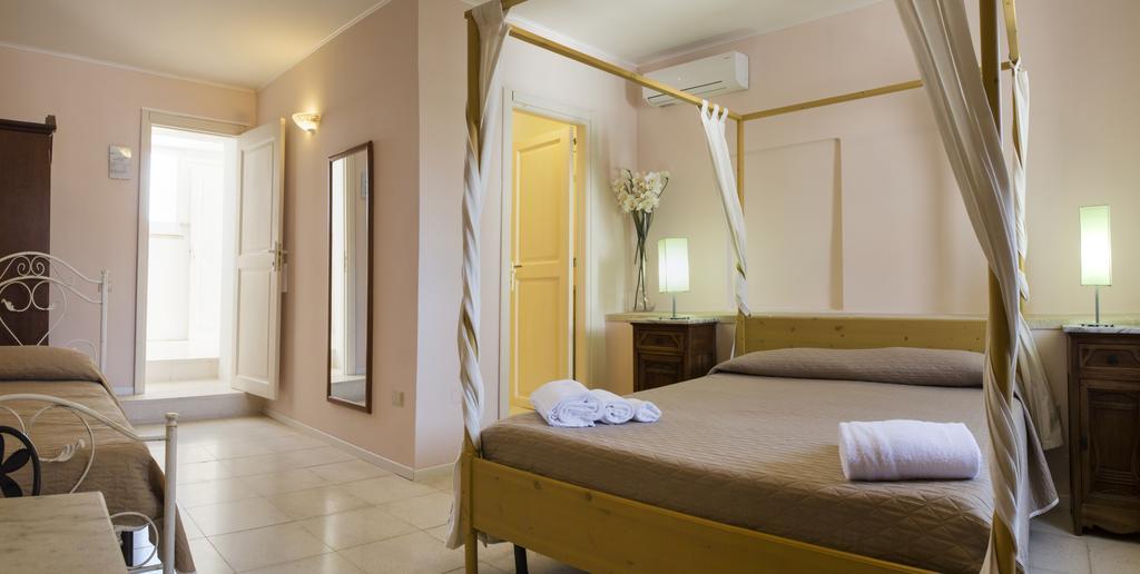 B&B Dimora Muzio And Restaurant Gallipoli Extérieur photo