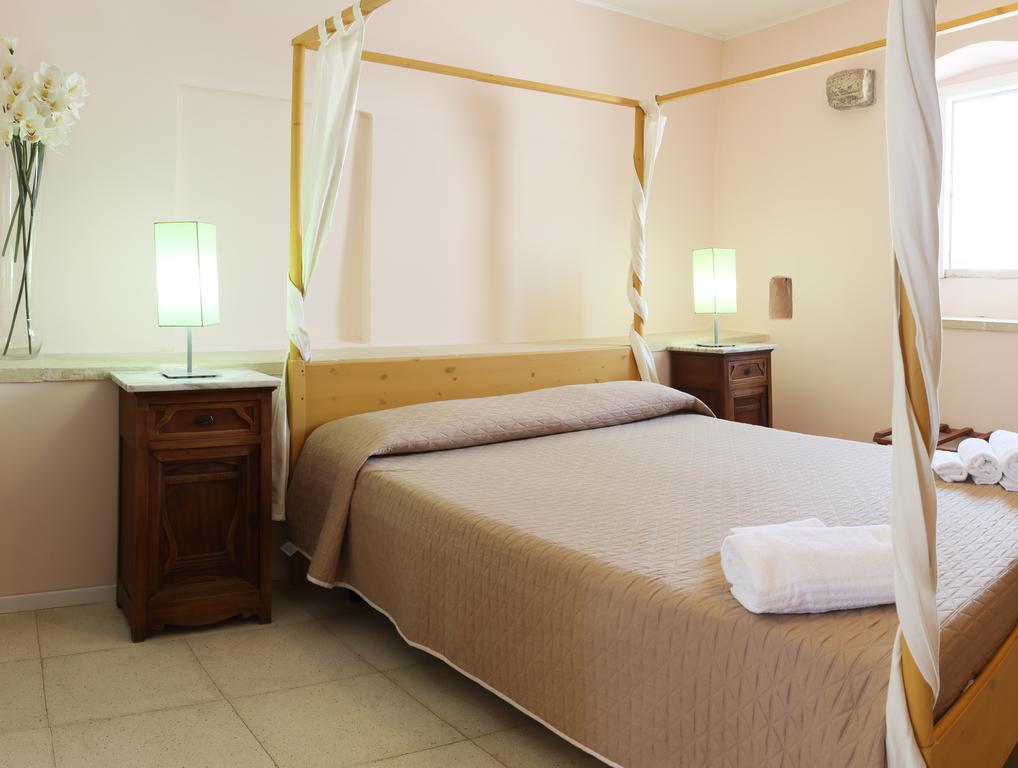 B&B Dimora Muzio And Restaurant Gallipoli Extérieur photo